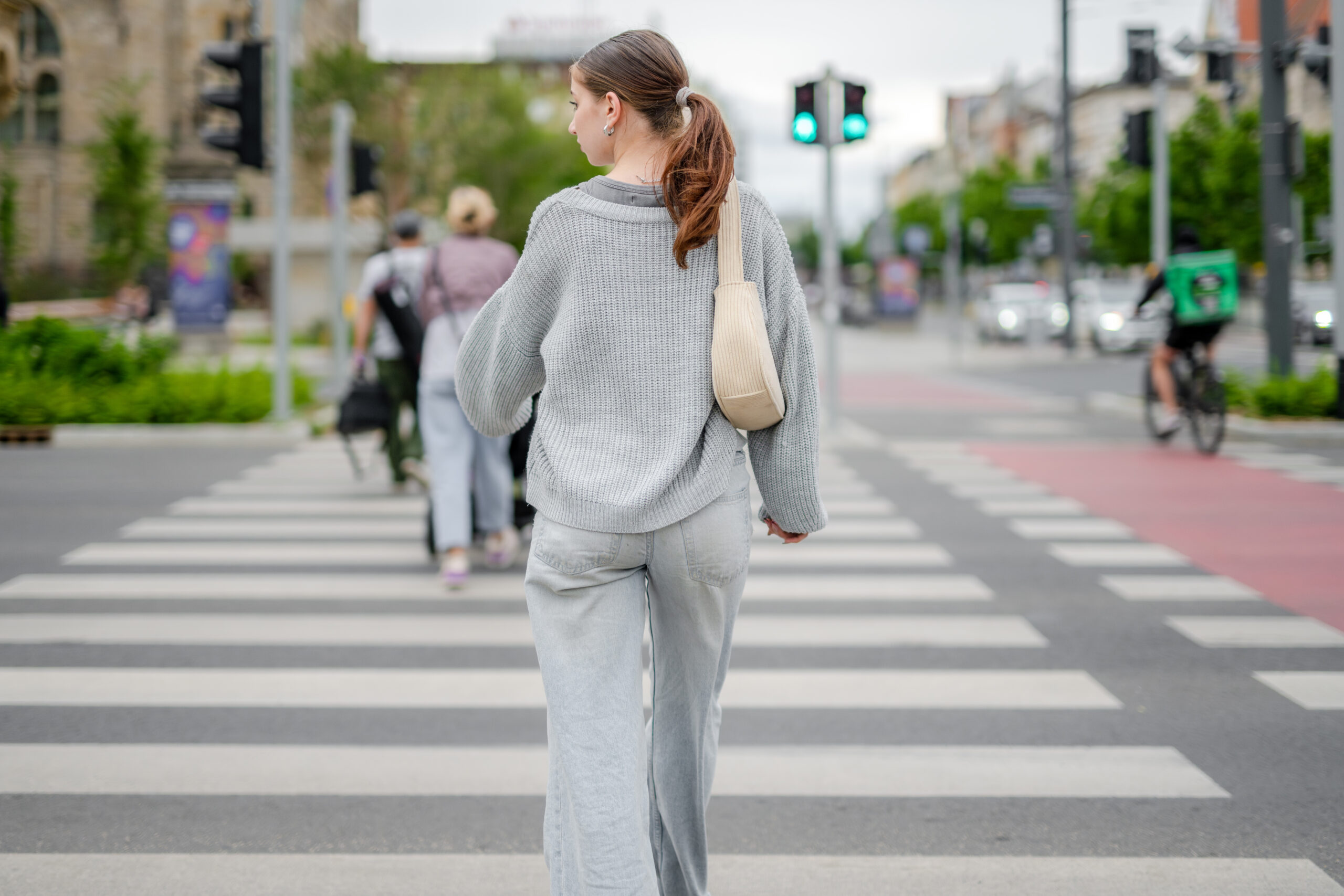 ¿Sientes que te falta el aire al caminar o subir escaleras? Cuándo consultar al especialista
